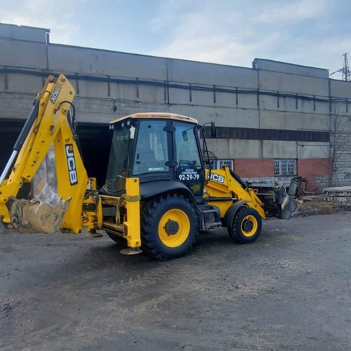 Экскаватор - погрузчик JCB 3CX